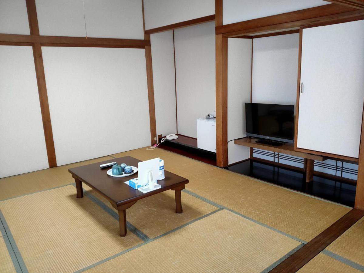 Hotel Shiroyamasou à Asahi  Extérieur photo