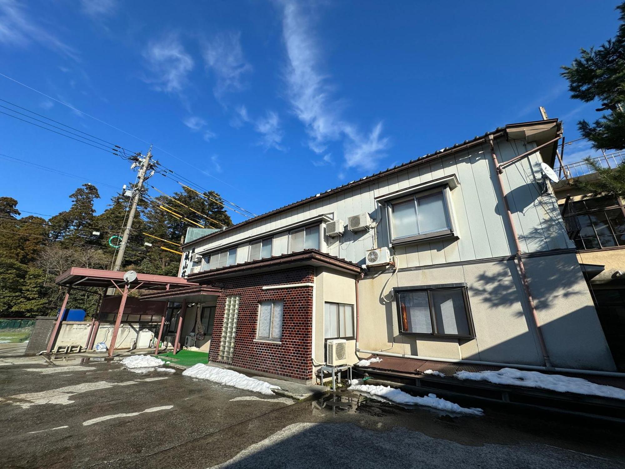 Hotel Shiroyamasou à Asahi  Extérieur photo