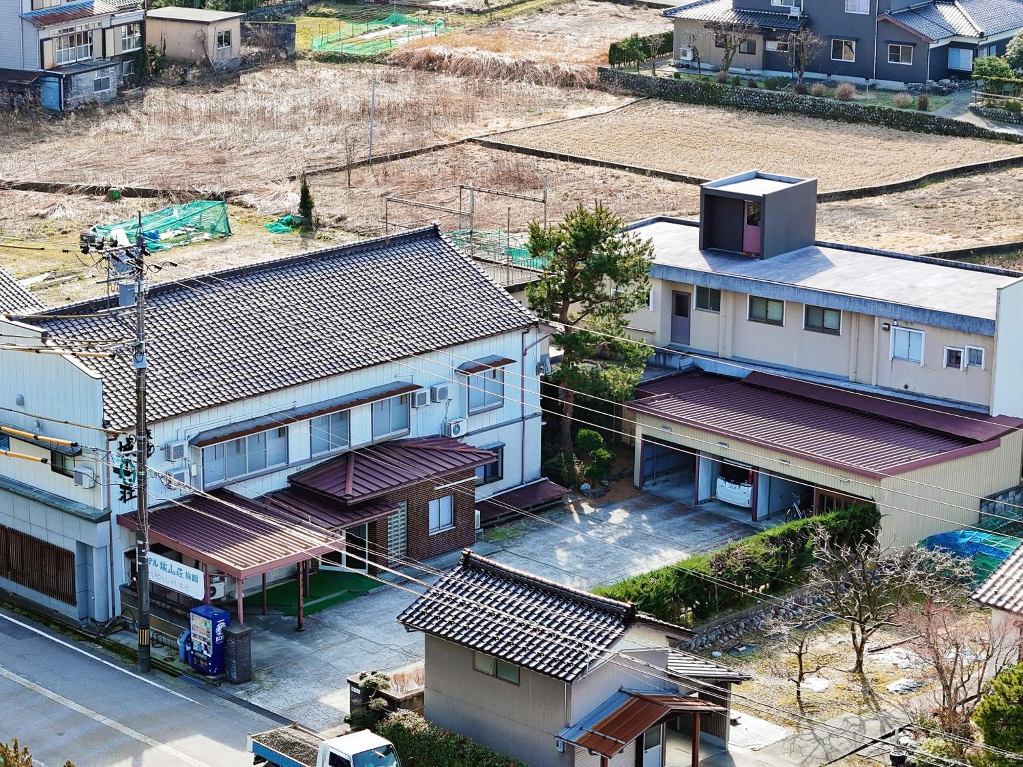 Hotel Shiroyamasou à Asahi  Extérieur photo
