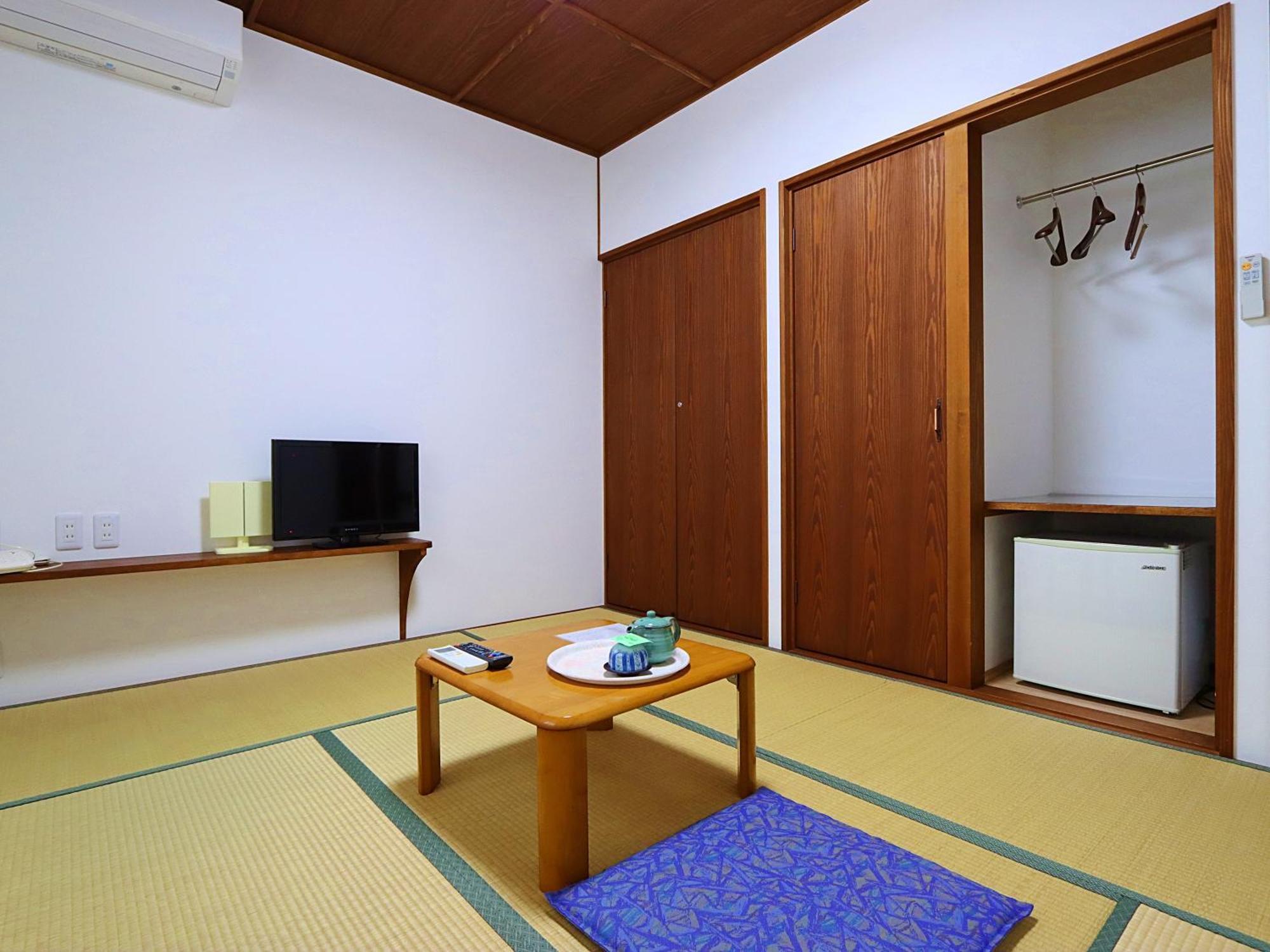 Hotel Shiroyamasou à Asahi  Extérieur photo