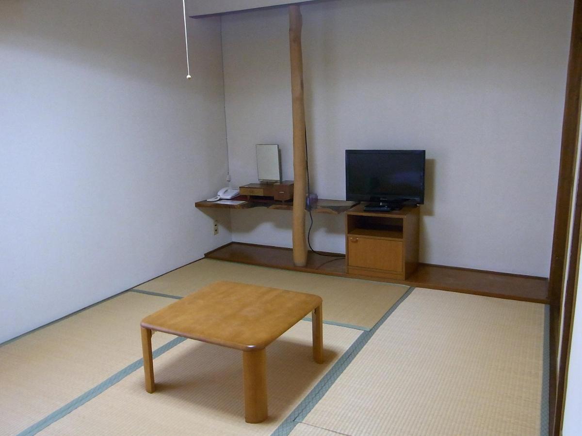 Hotel Shiroyamasou à Asahi  Extérieur photo